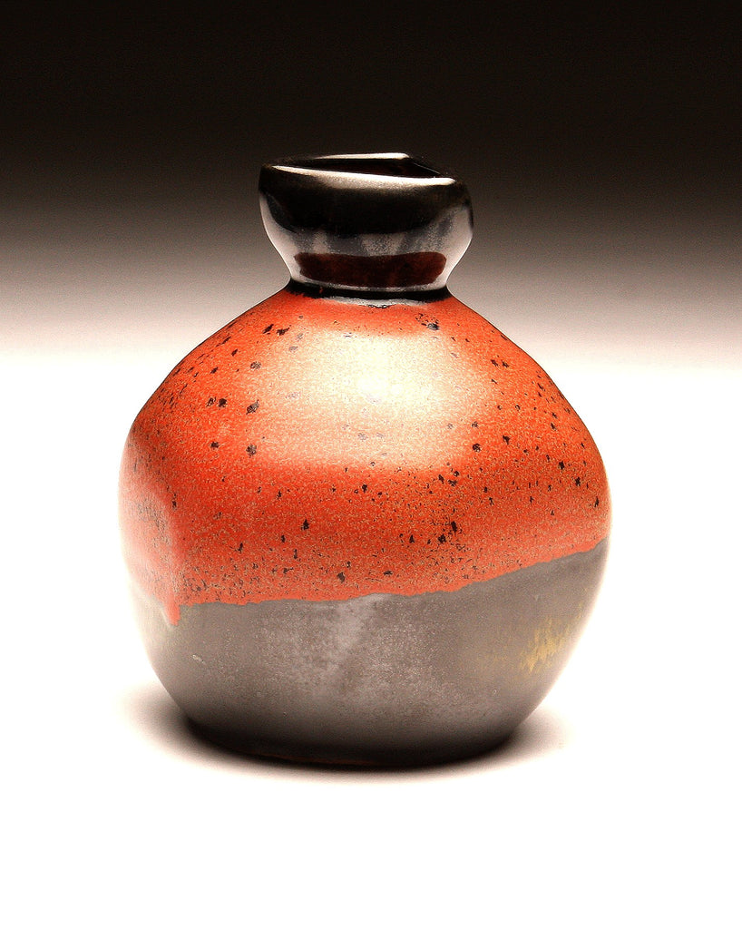 GH044 Red and Black Triangular Bottle