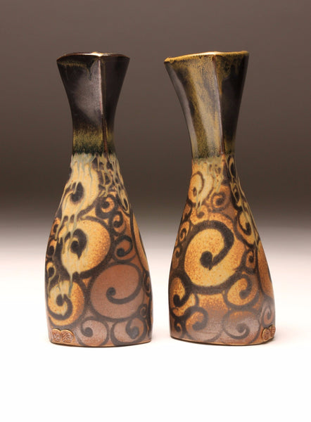 DH046 Pair of Spiral Tattoo Vases