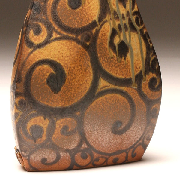 DH047 Large Spiral Tattoo Vase