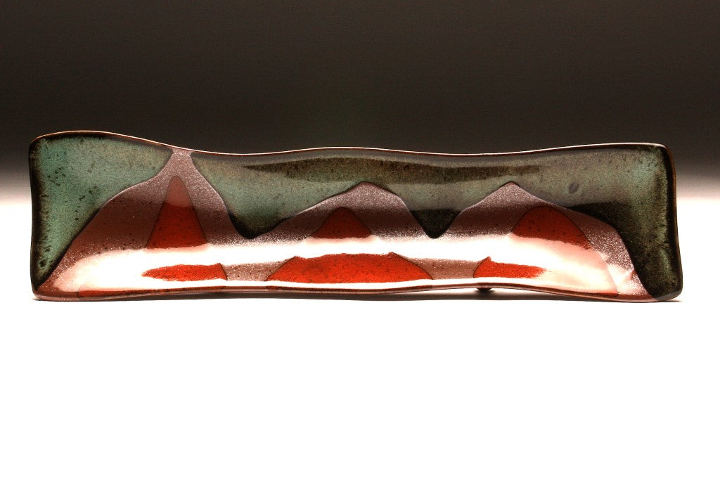DH081 Relish Tray with Green and Deep Red Glazed Pattern