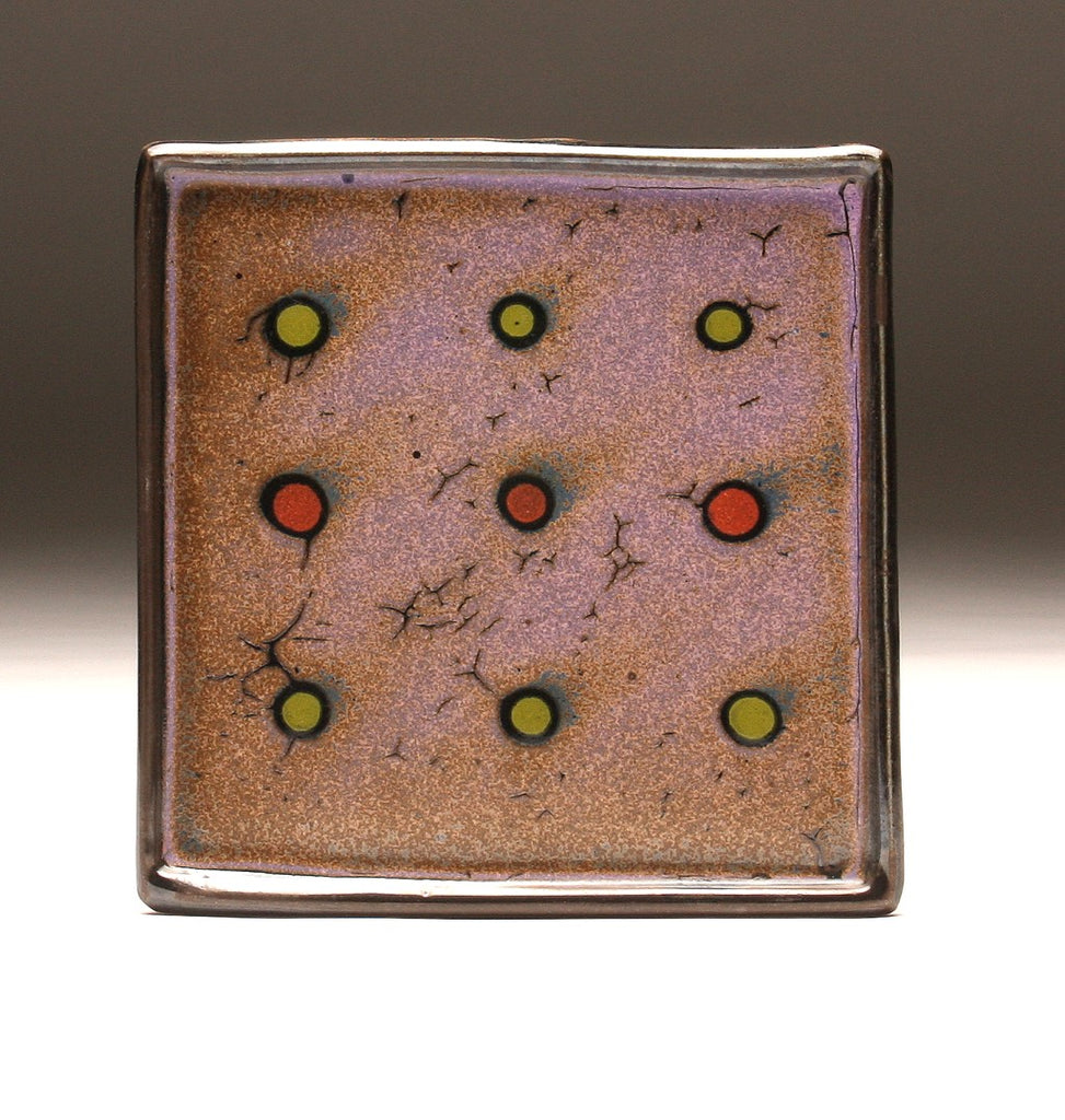 DH089 Purple Spotted Square Plate 8" x 8"