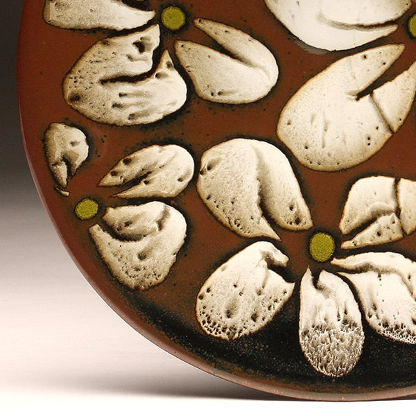 DH209 11" White Flower Platter