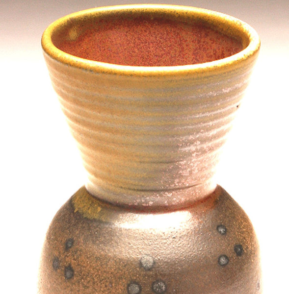 GH014 Spotted Vase