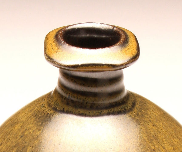 GH009 Bottle with Square Top