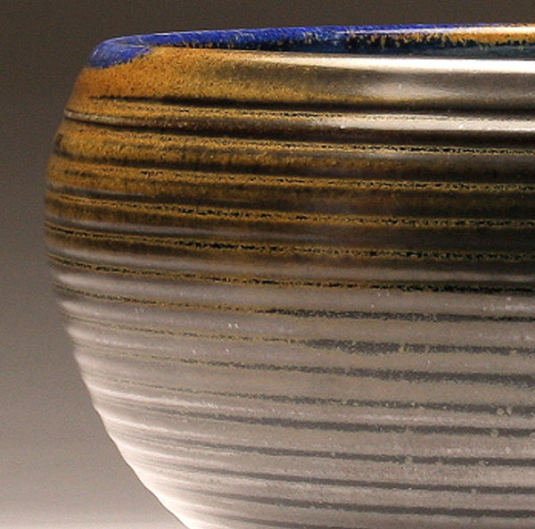GH003 Large Pedestal Bowl