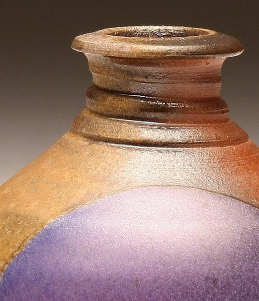 GH061 Small Nice Bottle Black and Purple
