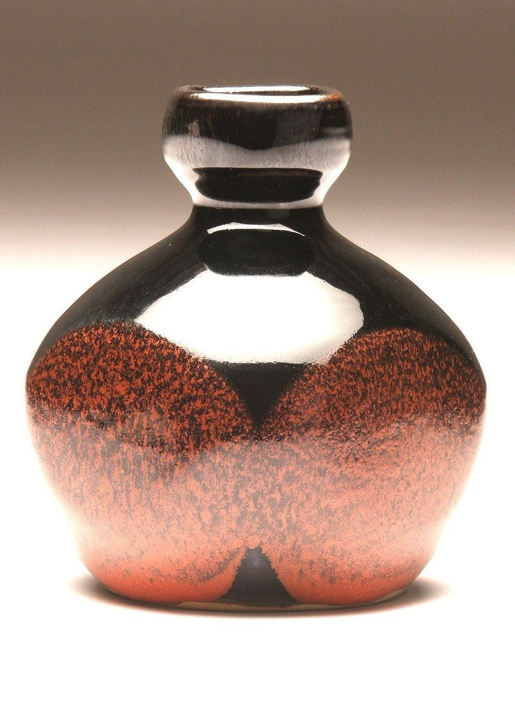 GH063 square bottle with black and red
