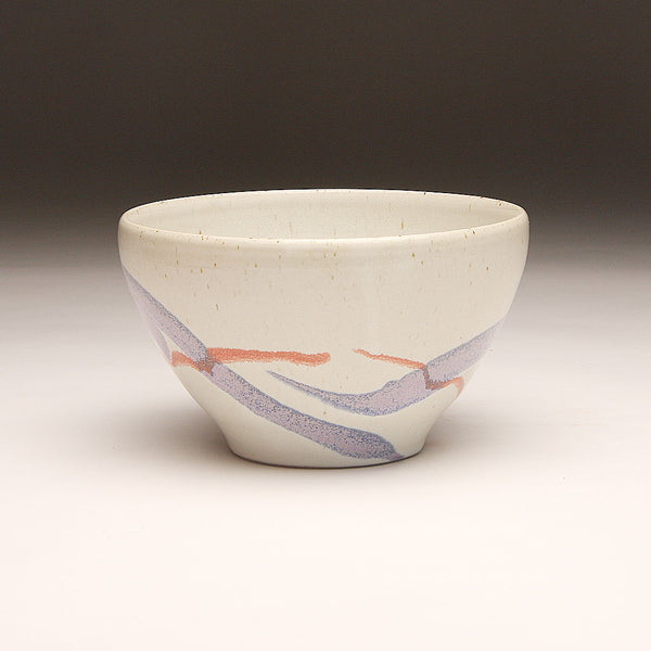 GH222 medium white trailed carnival bowl