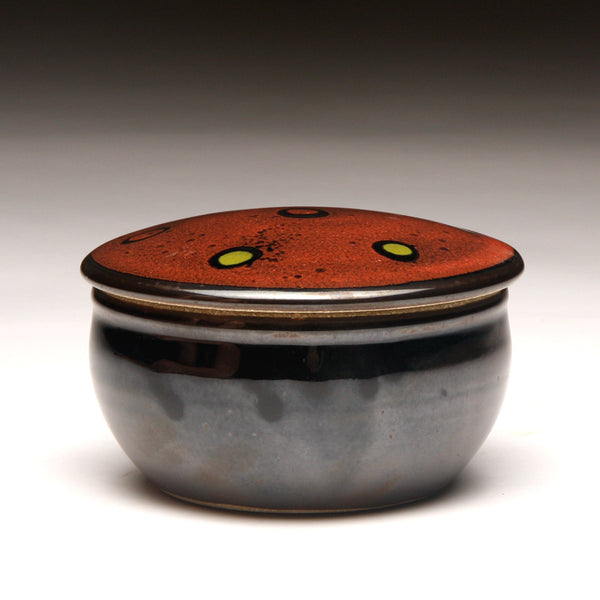 GH227 Covered box, red over tenmoku, red and chartreuse spots