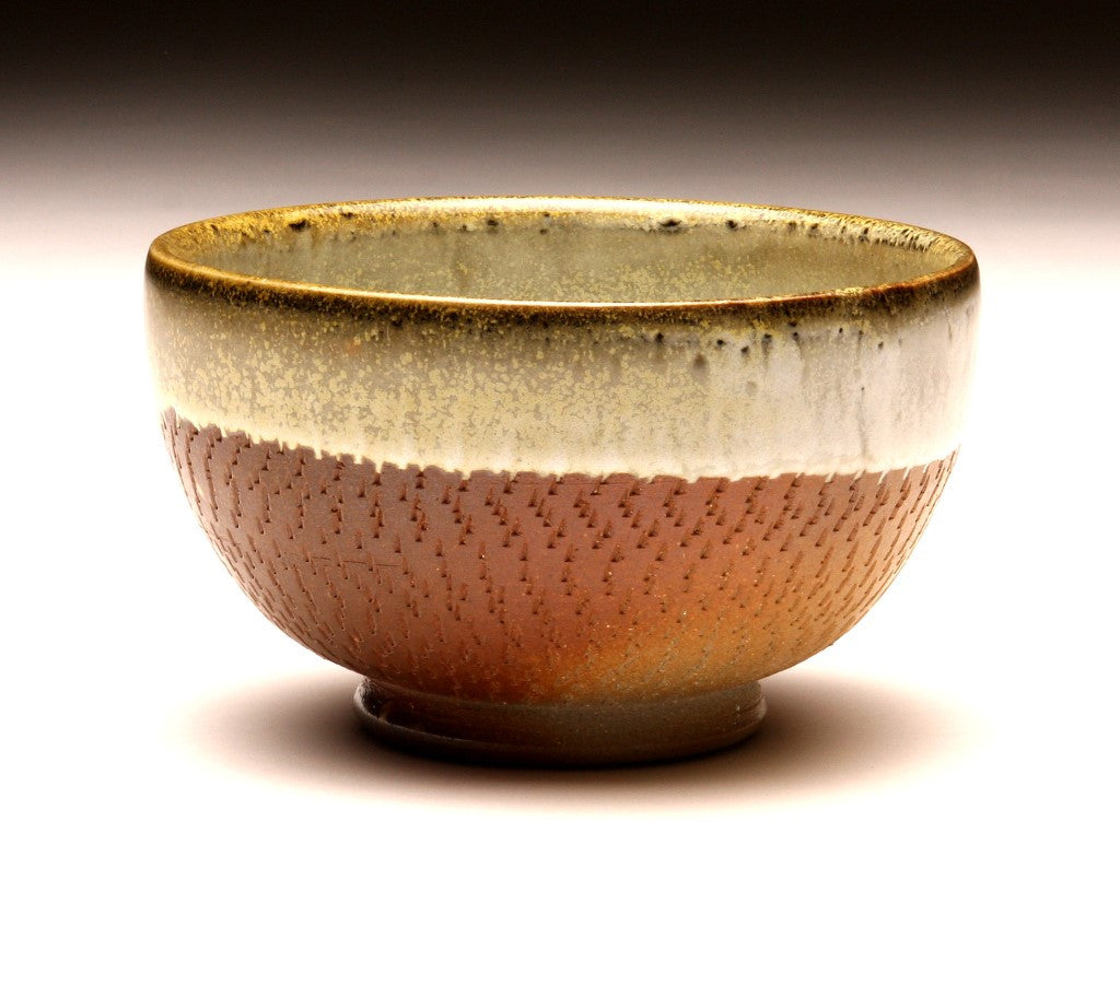 GH032 Small Wood Fired Bowl Chattered Texture