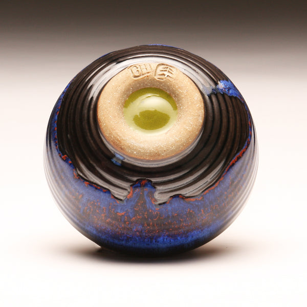 GH250 Small black, red, opalescent groovy bowl