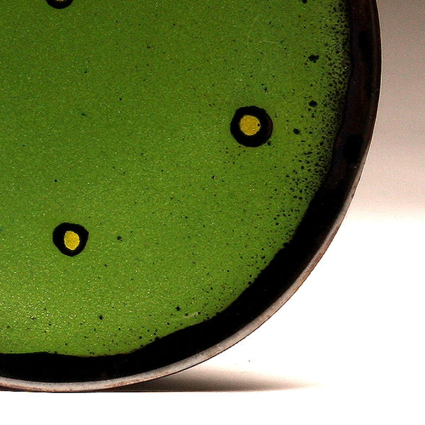 DH034 8" Green Platter with Chartreuse Spots