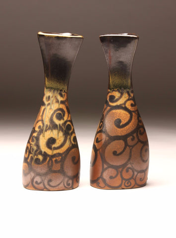 DH046 Pair of Spiral Tattoo Vases