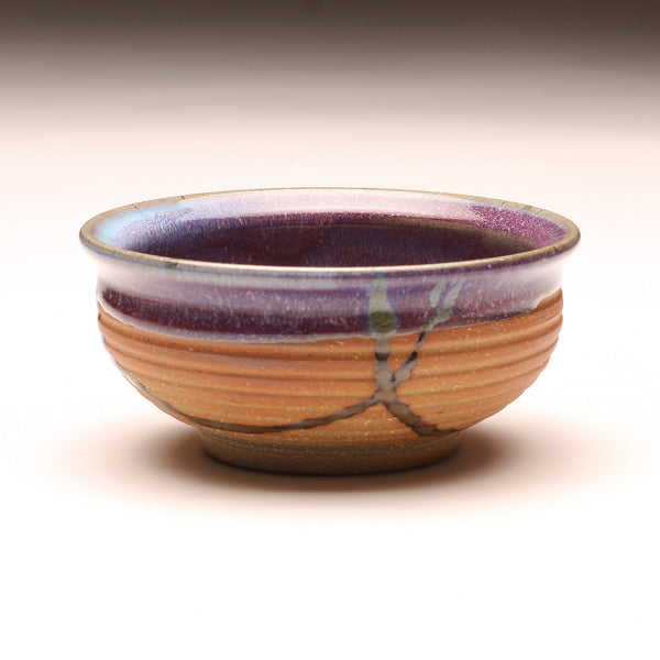 GH254 Small groovy bowl sang de boeuf glaze